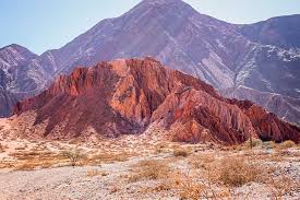 Visita a Purmamarca Un Destino Soñado en la Quebrada de Humahuaca Visita a Purmamarca Un Destino Soñado en la Quebrada de Humahuaca